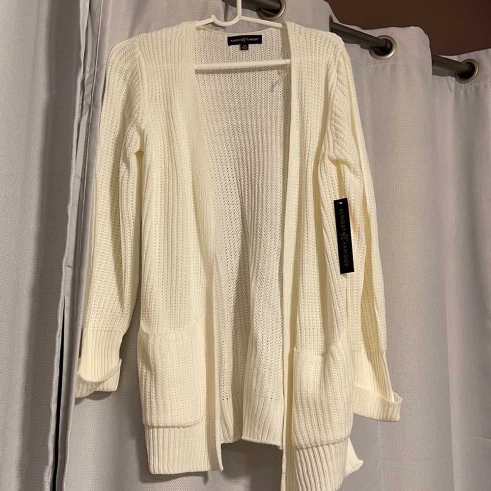 NWT OPEN FRONT CARDIGAN WITH POCKETS, SIZE MEDIUM